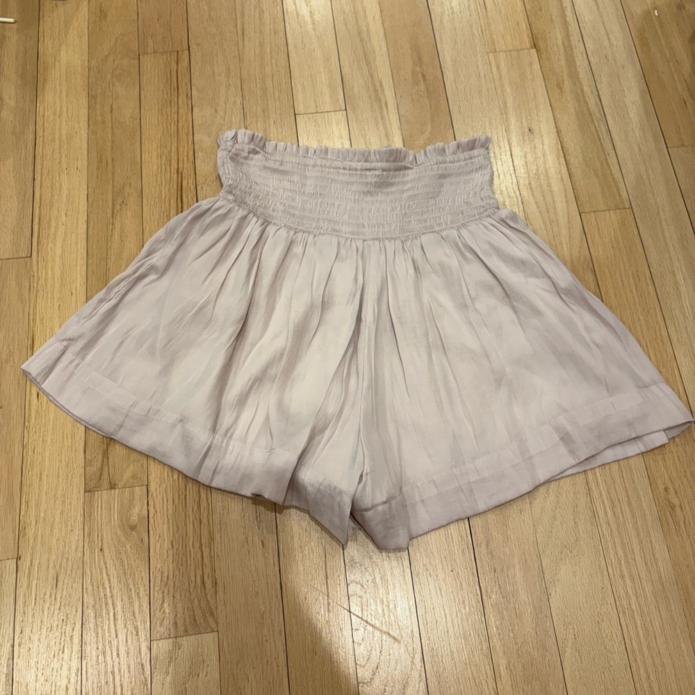 Women's Cream Shorts